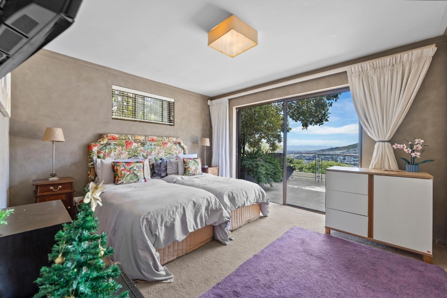 2 Bedroom Property for Sale in Tamboerskloof Western Cape